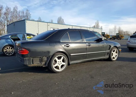 2001 Mercedes-Benz E 55 Amg z USA, uszkodzony, nr VIN WDBJF74J61B259594